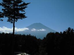 ホテルから眺める富士山